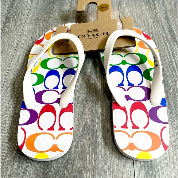 🌈💜 NWT COACH ZAK FLIP FLOPS IN SIGNATURE RAINBOW CANVAS! SiZE 6 or 36.5🩷🌈 - Picture 6 of 6